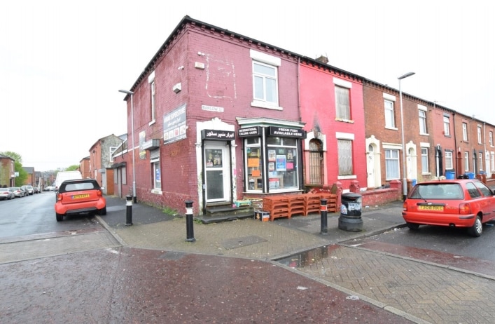46 Barlow St, Oldham for sale Primary Photo- Image 1 of 1