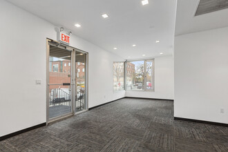 11-17 43rd Ave, Long Island City, NY for lease Building Photo- Image 1 of 13