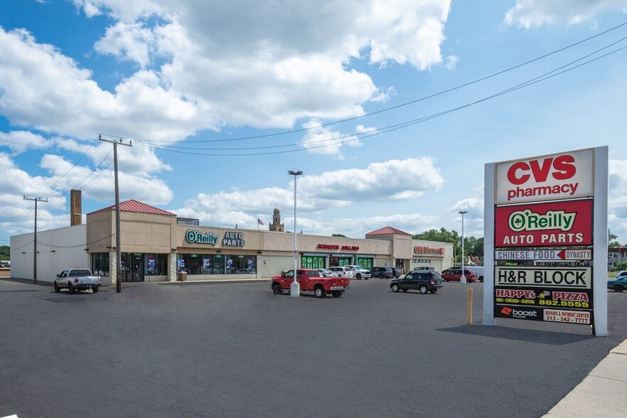 16800-16830 Schaefer Hwy, Detroit, MI for lease - Building Photo - Image 2 of 7