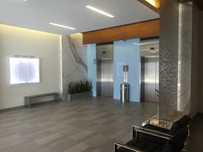 9001 Wilshire Blvd, Beverly Hills, CA for lease Lobby- Image 2 of 8