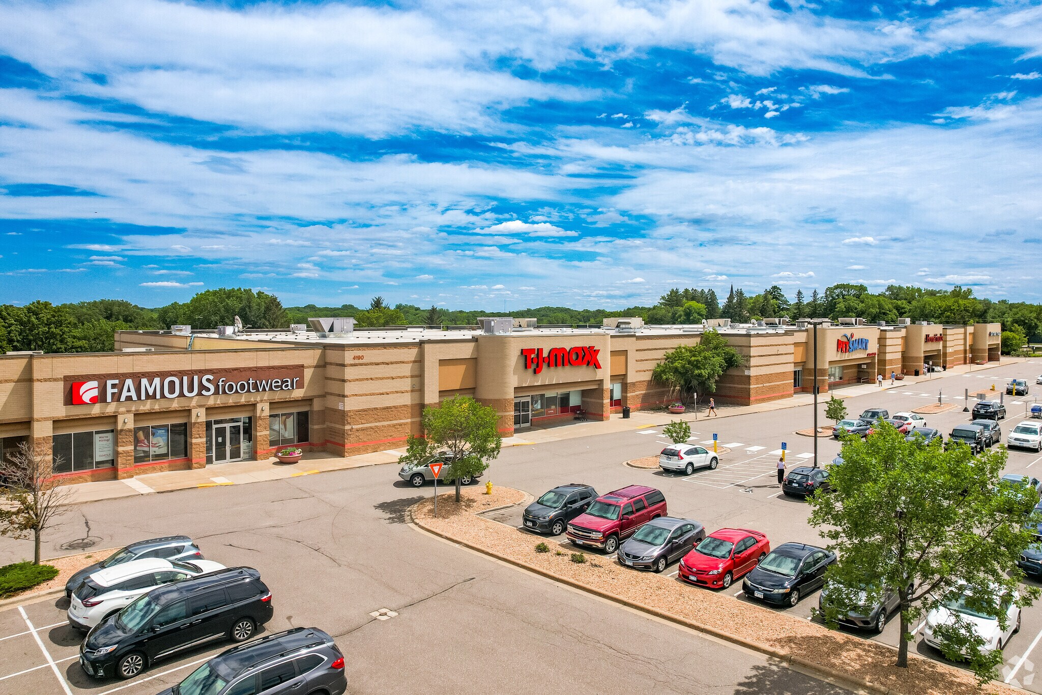 4190 Vinewood Ln N, Plymouth, MN for sale Building Photo- Image 1 of 1