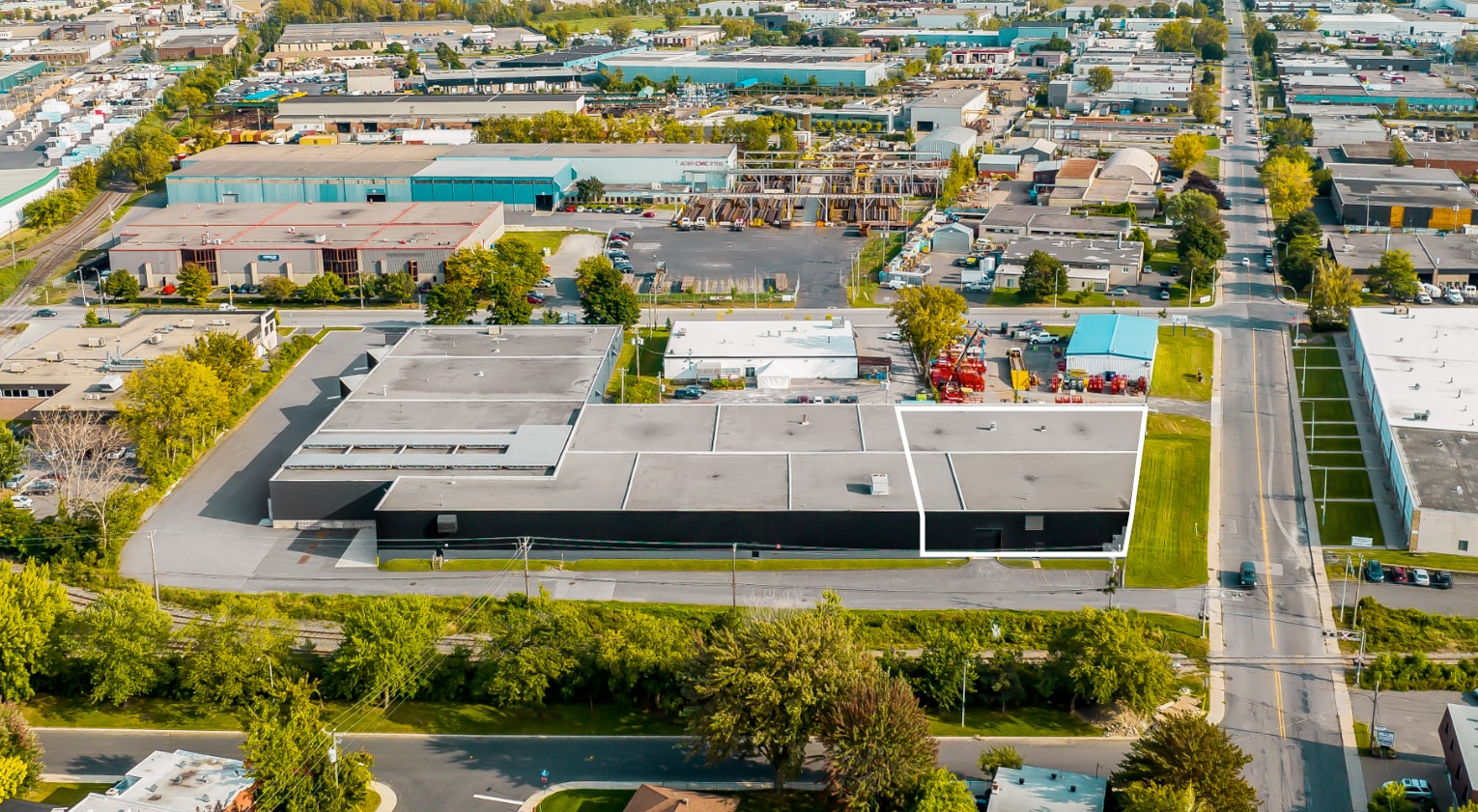 2295 Rue de la Métropole, Longueuil, QC for lease Building Photo- Image 1 of 9