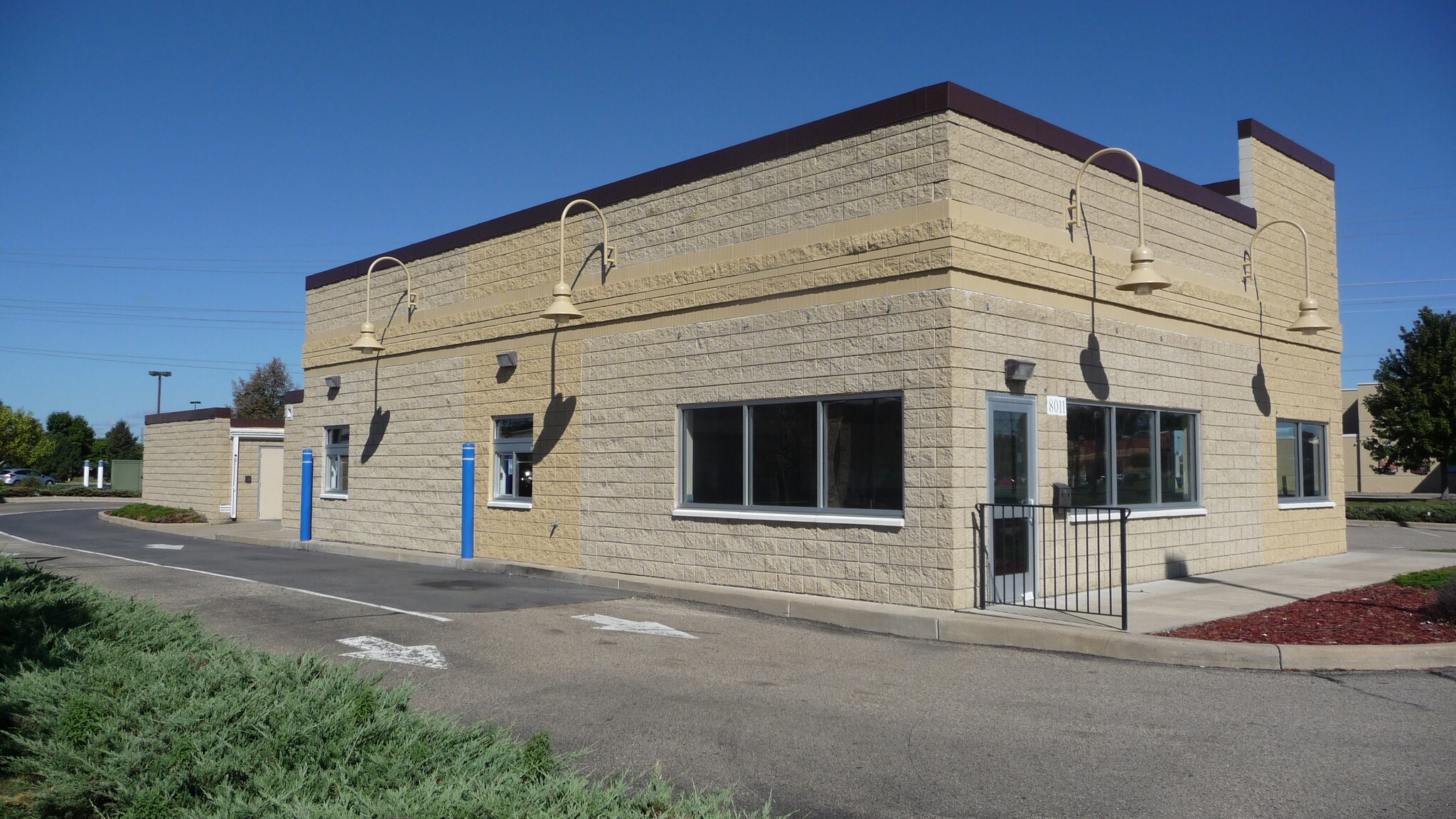 8011 Old Carriage Ct, Shakopee, MN for sale Building Photo- Image 1 of 1