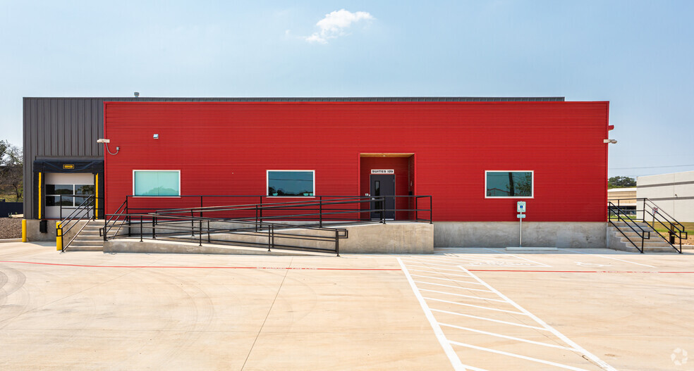 814 Rhapsody Dr, San Antonio, TX for lease - Building Photo - Image 3 of 12