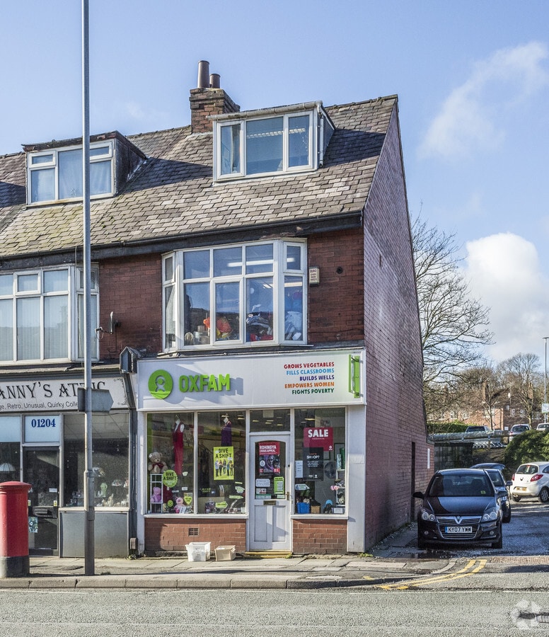 469 Blackburn Rd, Bolton, LAN BL1 8NN