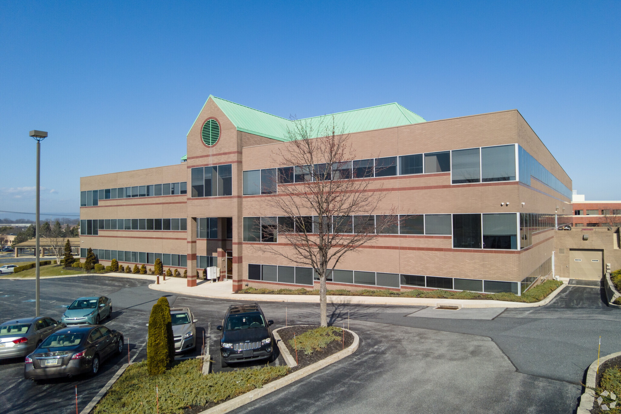 5001 Louise Dr, Mechanicsburg, PA for lease Building Photo- Image 1 of 35