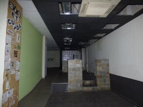 Retail in Manresa, Barcelona for lease Interior Photo- Image 2 of 5