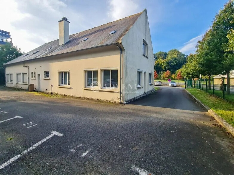 Office in Lannion for sale - Building Photo - Image 3 of 12