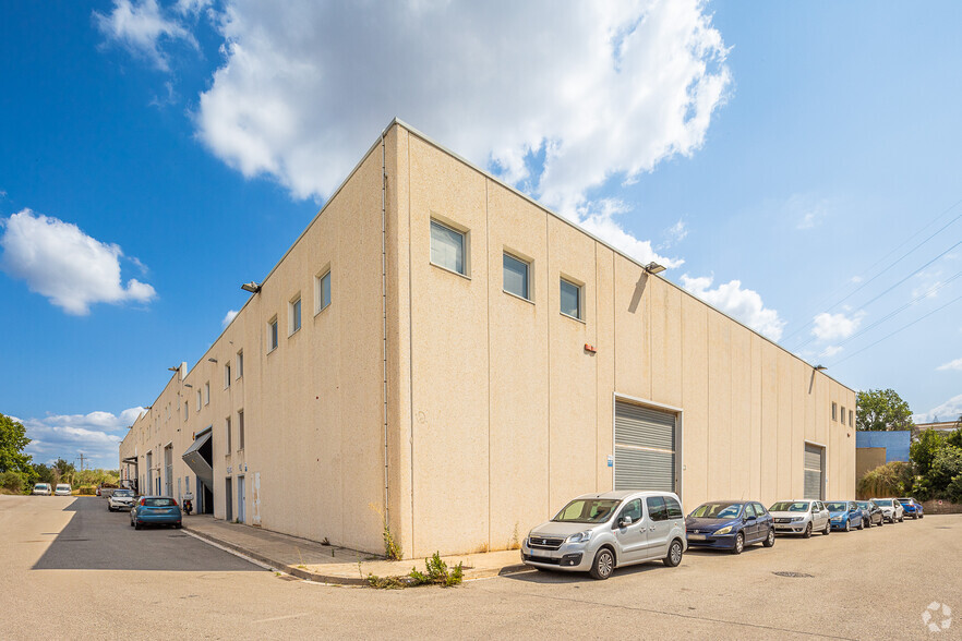 Industrial in Polinyà, Barcelona for lease - Primary Photo - Image 1 of 2