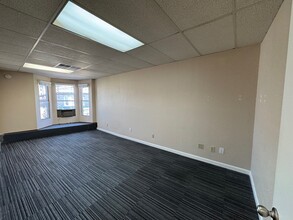 4609-4695 Telegraph Ave, Oakland, CA for lease Interior Photo- Image 1 of 4