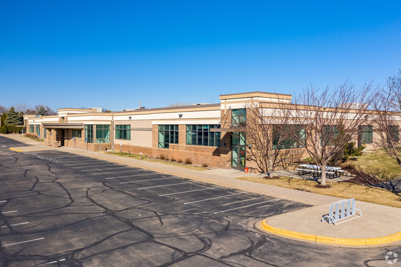 4401 W 76th St, Edina, MN 55435 | LoopNet