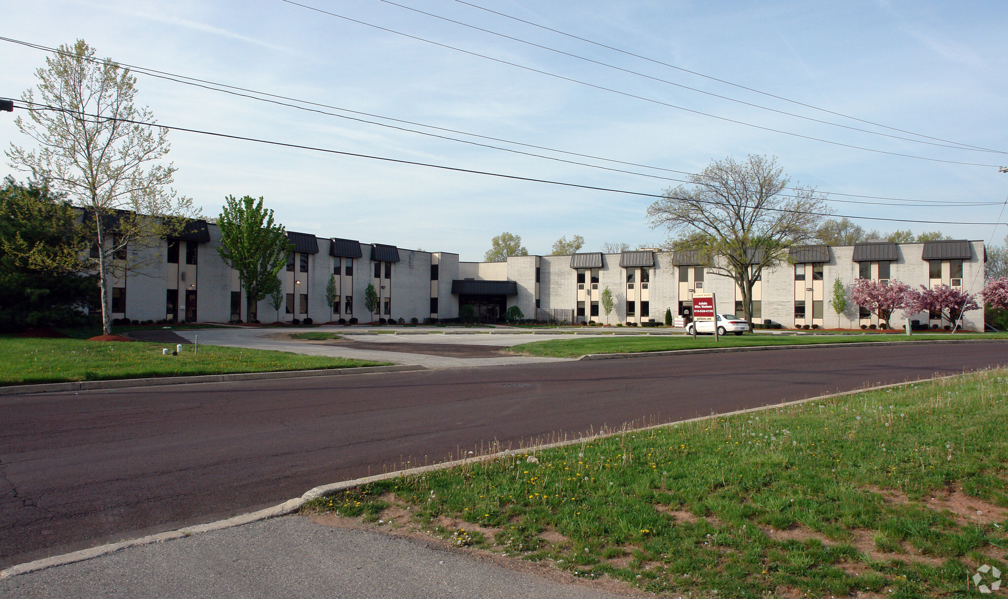 2562-2566 Industry Ln, Norristown, PA for sale Primary Photo- Image 1 of 1