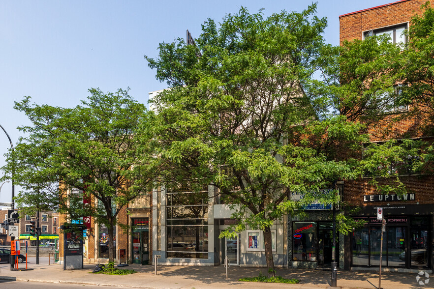 5275-5285 Ch Queen-Mary, Montréal, QC for sale - Building Photo - Image 2 of 8