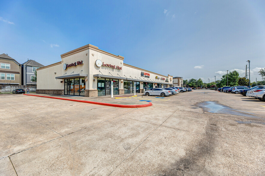 2825 S Kirkwood Rd, Houston, TX for lease - Building Photo - Image 3 of 9