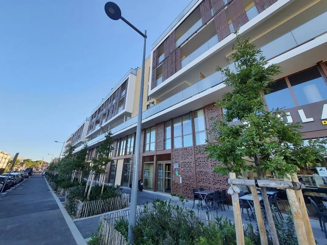 Retail in Montpellier for sale Building Photo- Image 1 of 7