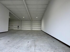 2720 Ranger Hwy, Weatherford, TX for lease Interior Photo- Image 1 of 24