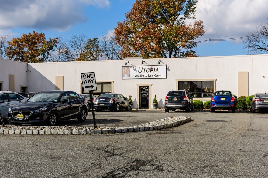 123 Clinton Rd, Fairfield, NJ for sale - Other - Image 1 of 1