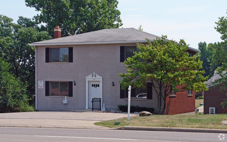 1966 Anderson Ferry Rd, Cincinnati, OH for sale - Primary Photo - Image 1 of 1