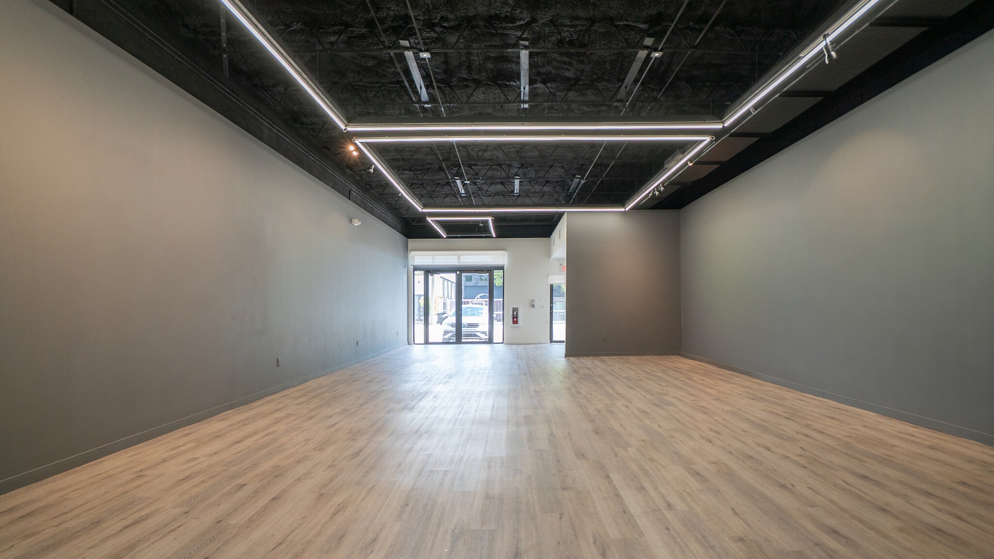 326 NE 61st St, Miami, FL for lease Building Photo- Image 1 of 7