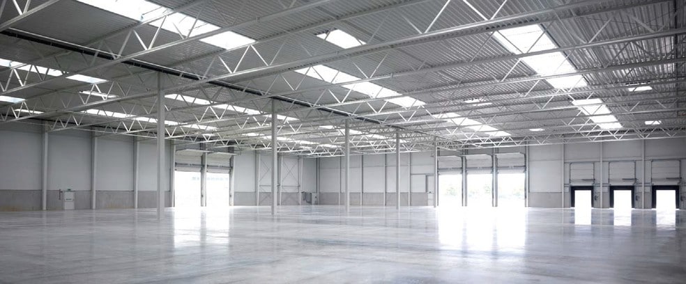 Foxhunter Dr, Milton Keynes for lease - Interior Photo - Image 3 of 5