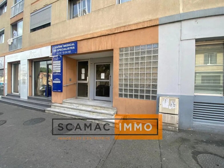 Flex in Marseille for lease - Building Photo - Image 1 of 1