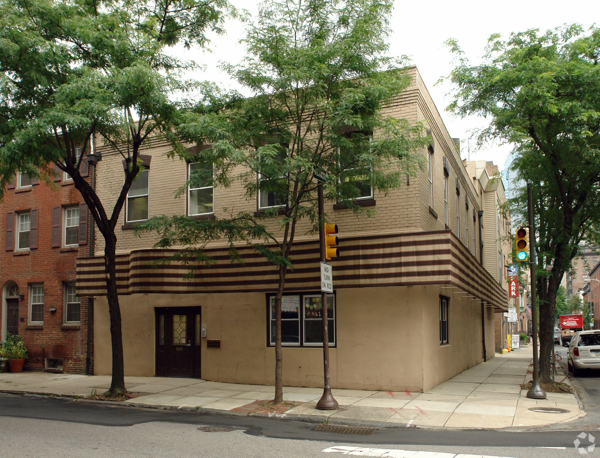 1601-1603 Lombard St, Philadelphia, PA for lease Primary Photo- Image 1 of 14