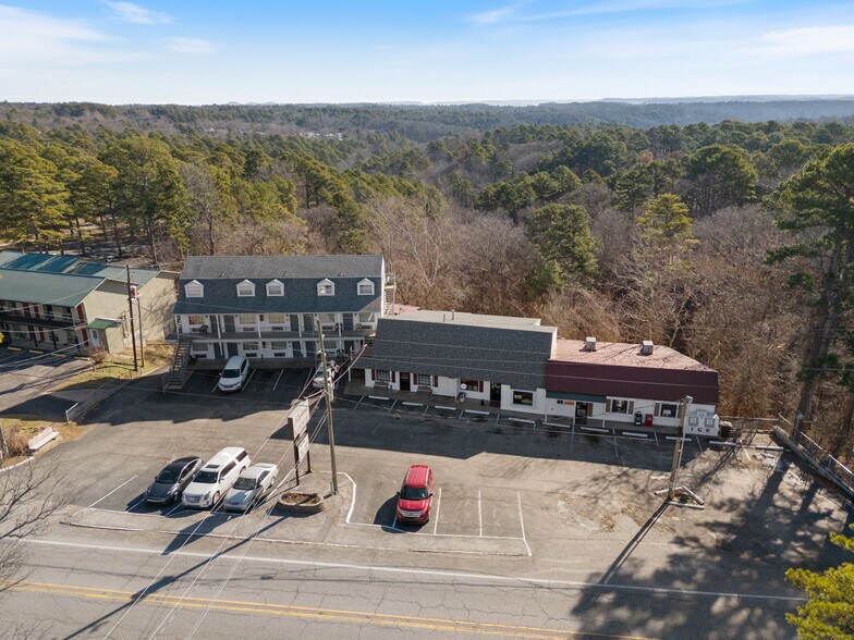 2038 E Van Buren, Eureka Springs, AR for sale - Building Photo - Image 3 of 24