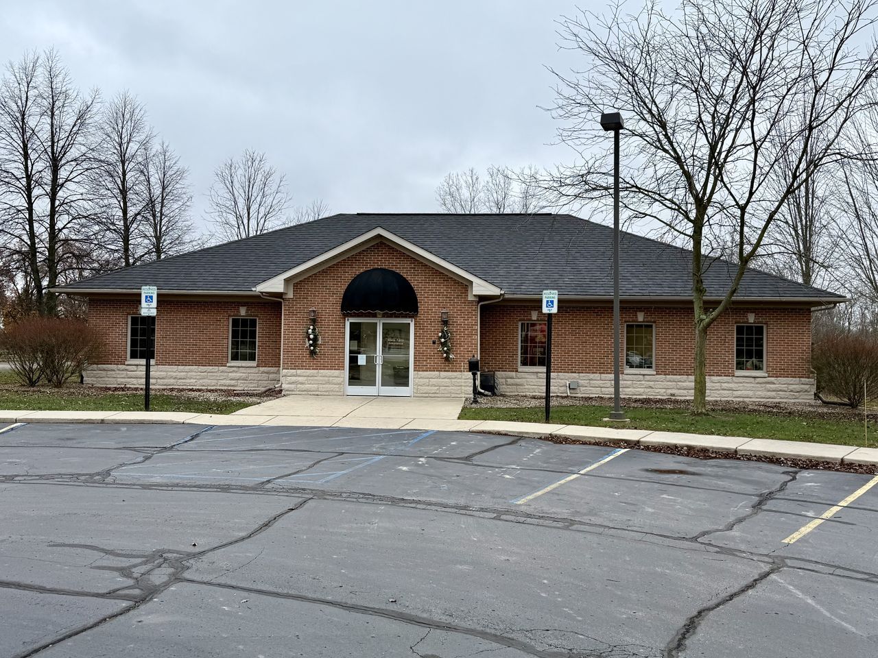 450 E Saginaw Hwy, Grand Ledge, MI for lease Building Photo- Image 1 of 12