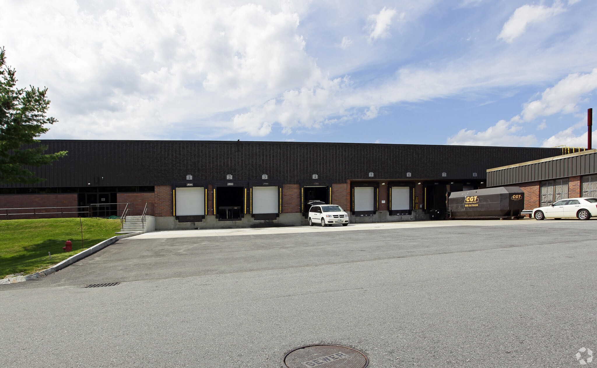 9 Northeastern Blvd, Salem, NH 03079 Flex for Lease