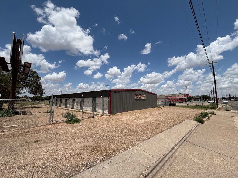 402 50th St, Lubbock, TX for sale - Building Photo - Image 1 of 6