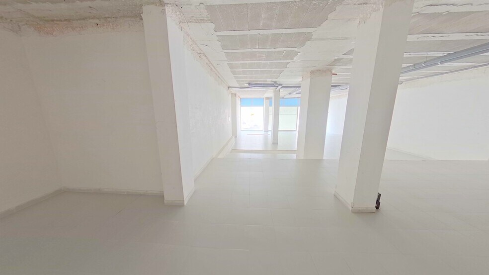 Retail in Inca for sale - Building Photo - Image 3 of 16