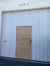 1538 E Chestnut Ave, Santa Ana, CA for lease Interior Photo- Image 2 of 2