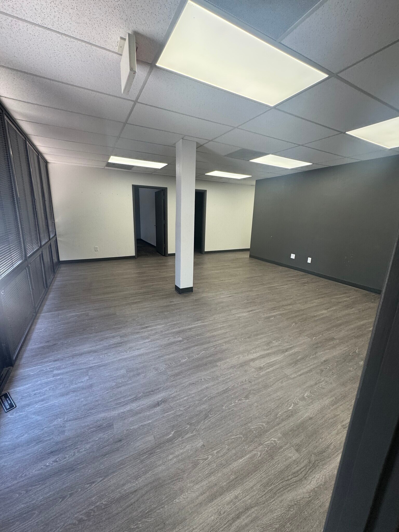 2425 W 12th St, Tempe, AZ for lease Interior Photo- Image 1 of 6