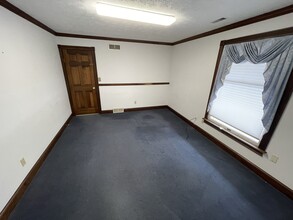 701 N Hermitage Rd, Hermitage, PA for lease Interior Photo- Image 2 of 4