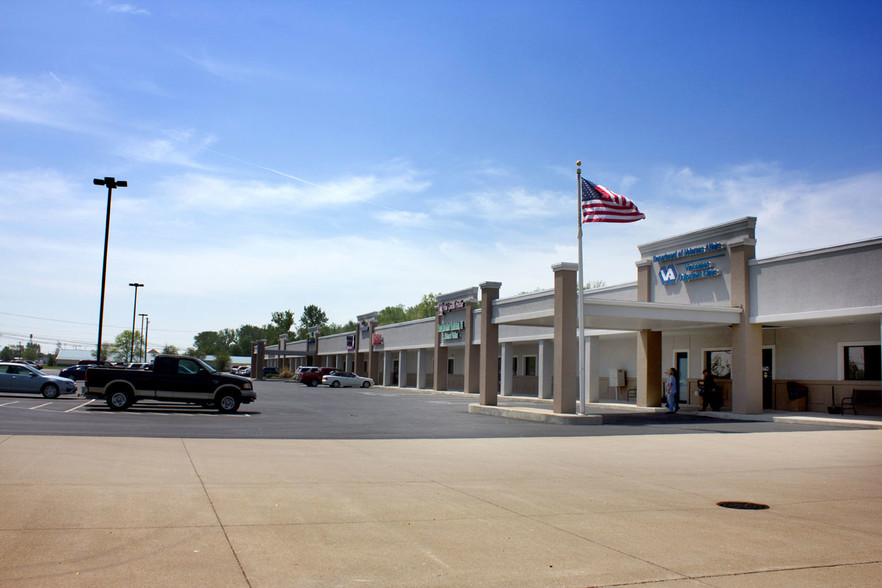 1813 Willow St, Vincennes, IN for lease - Primary Photo - Image 1 of 1