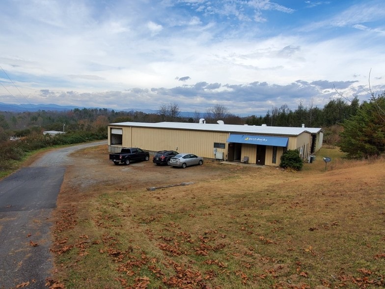 1575 Jenkins Valley Rd, Alexander, NC for sale - Building Photo - Image 1 of 1