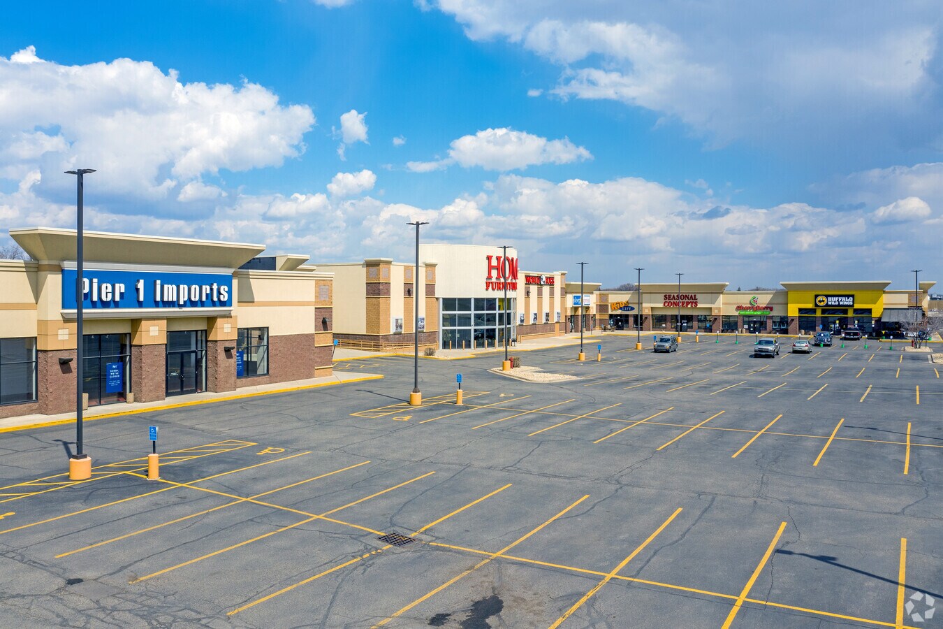 3701 W Division St Saint Cloud Mn 56301 Retail For Lease Loopnet Com