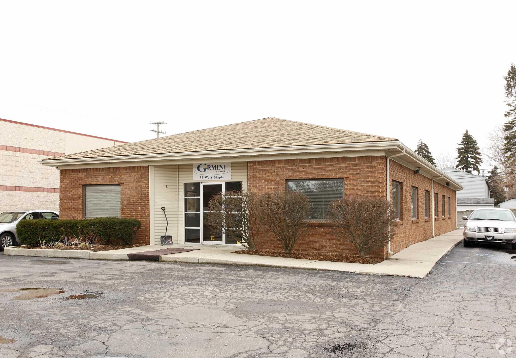 53 W Maple Rd, Clawson, MI for sale Building Photo- Image 1 of 1