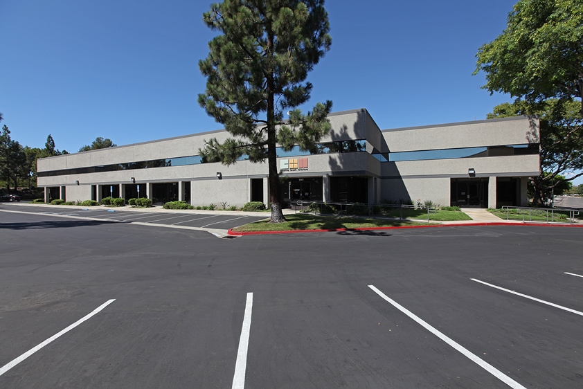 9380 Waples St, San Diego, CA for lease - Building Photo - Image 2 of 9