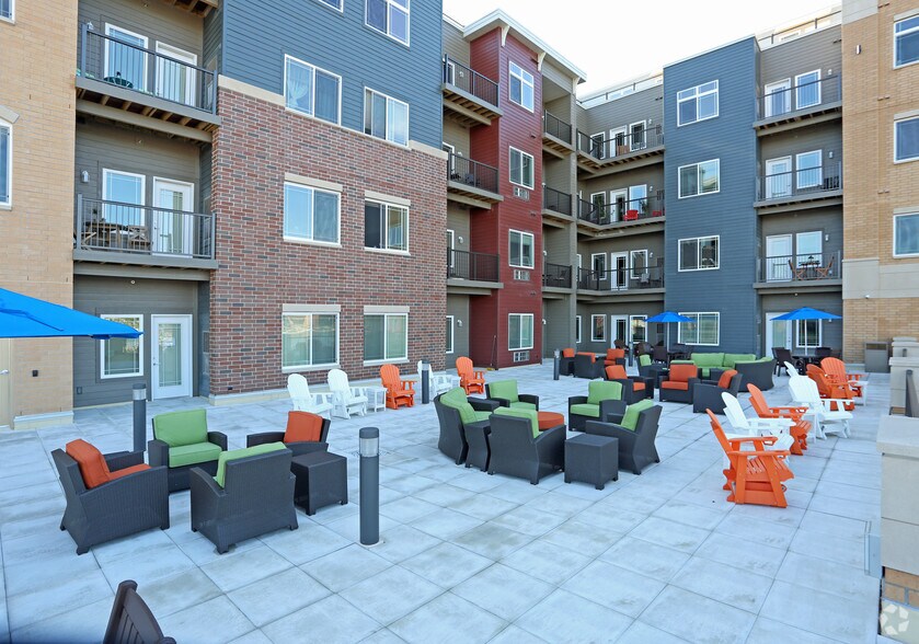 401 N Washington St, Green Bay, WI for sale - Building Photo - Image 1 of 1