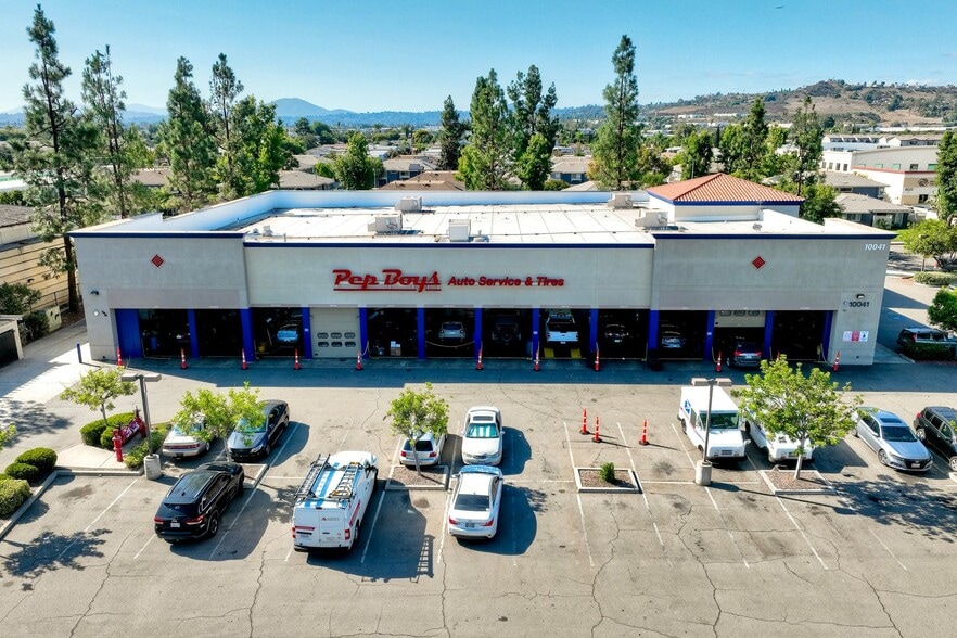 10041 Mission Gorge Rd, Santee, CA for sale - Building Photo - Image 3 of 6