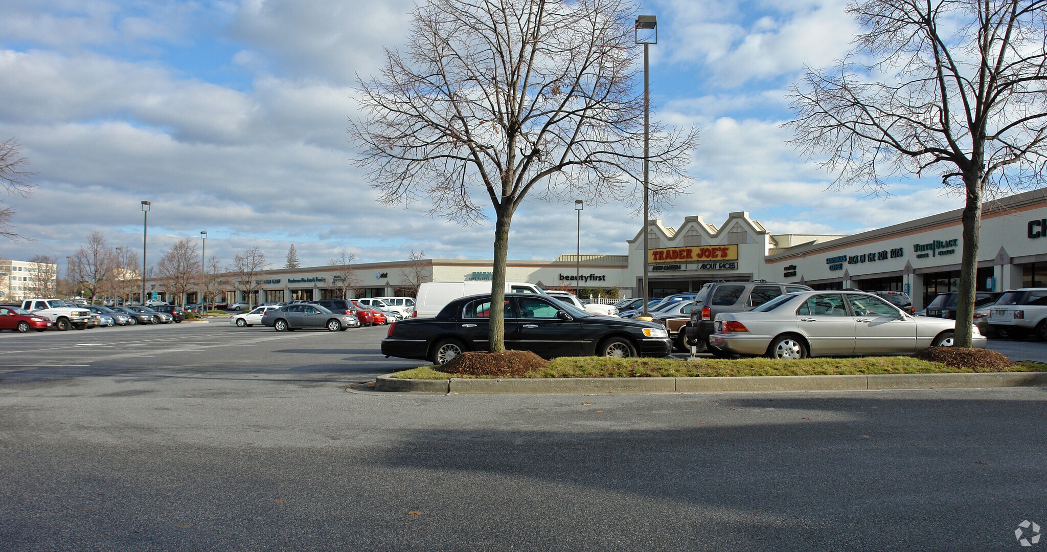 1809 Reisterstown Rd, Baltimore, MD 21208 Festival At Woodholme