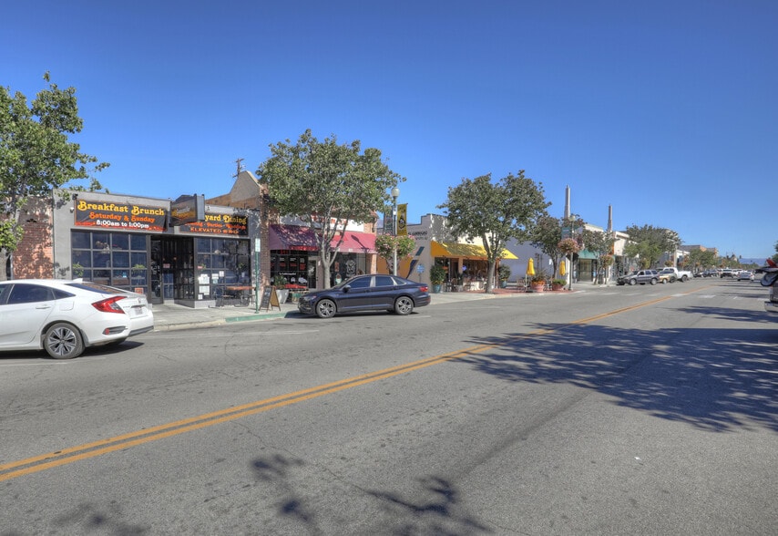 817 E Main St, Santa Paula, CA for sale - Building Photo - Image 1 of 22