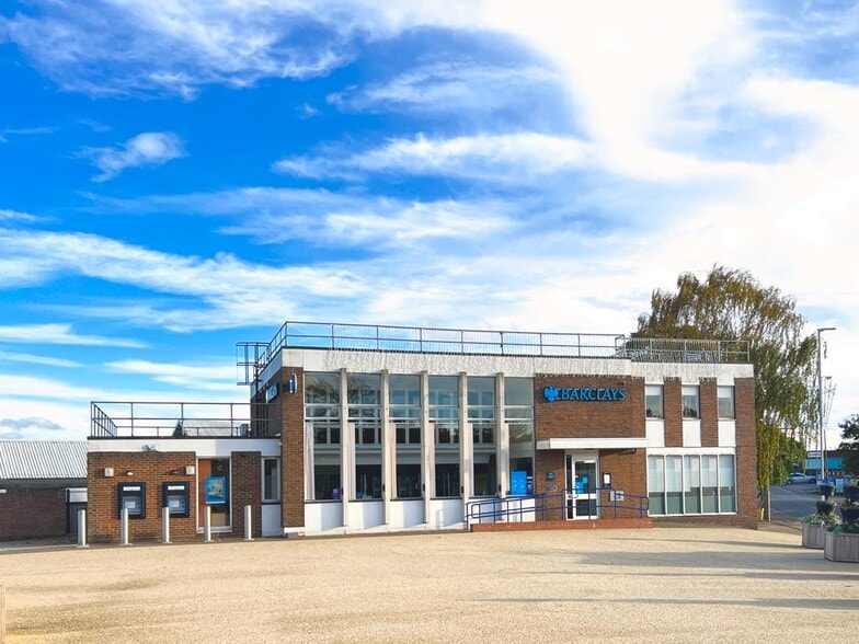 3 Station Rd, Flitwick for lease - Building Photo - Image 2 of 4