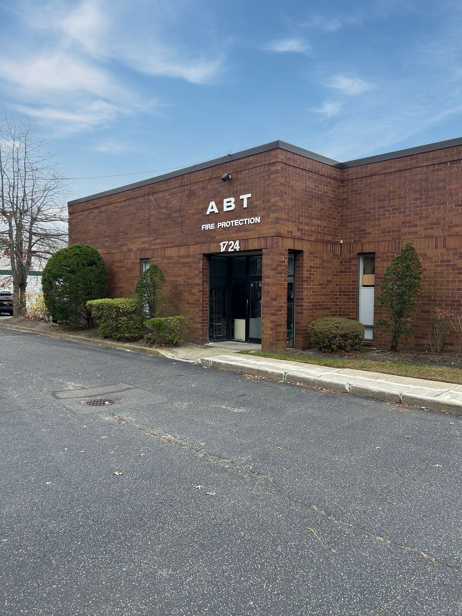 1724 Church St, Holbrook, NY for lease Building Photo- Image 1 of 6