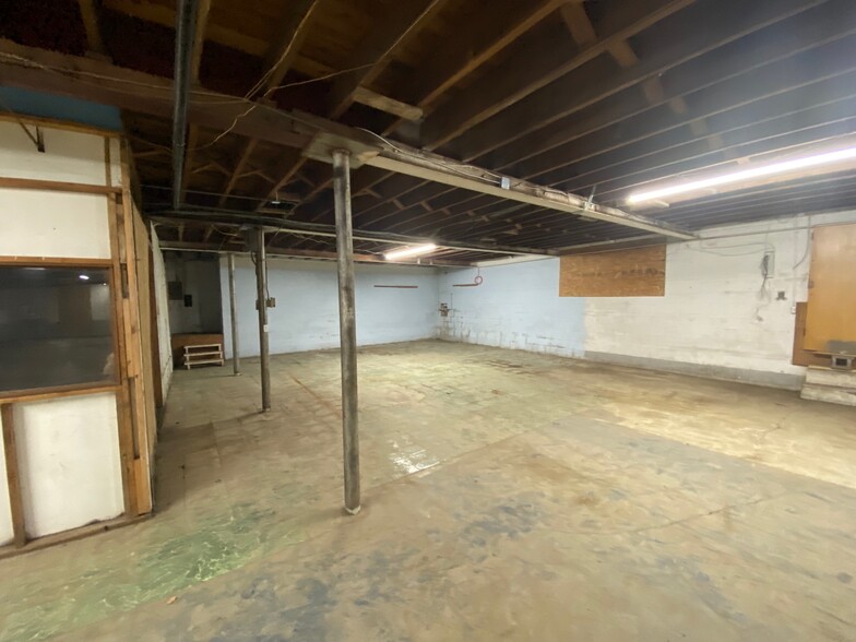 509 E Main Ave, Gastonia, NC for sale - Building Photo - Image 2 of 9