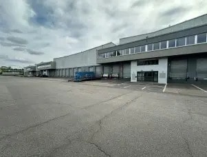 Industrial in Herblay-sur-Seine for lease - Building Photo - Image 1 of 1