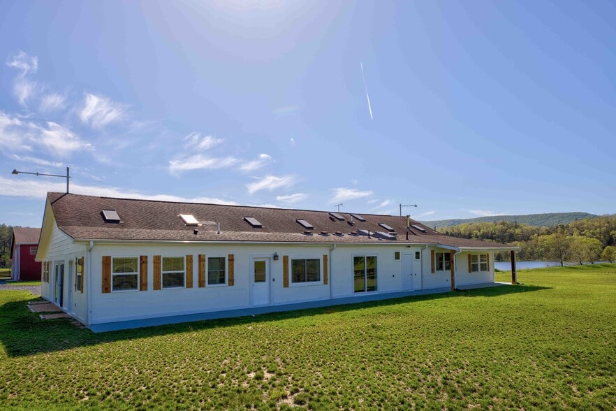 1565 Seven Fountains Rd, Fort Valley, VA for sale - Building Photo - Image 3 of 52