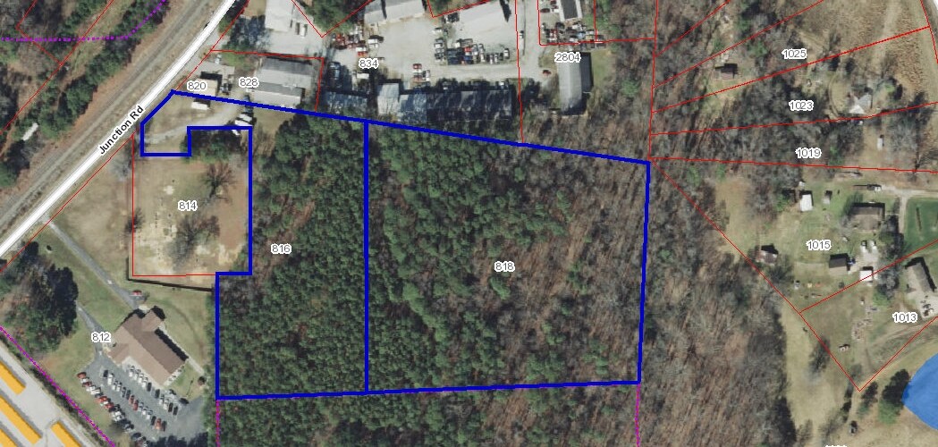 816818 Junction Rd, Durham, NC 27703