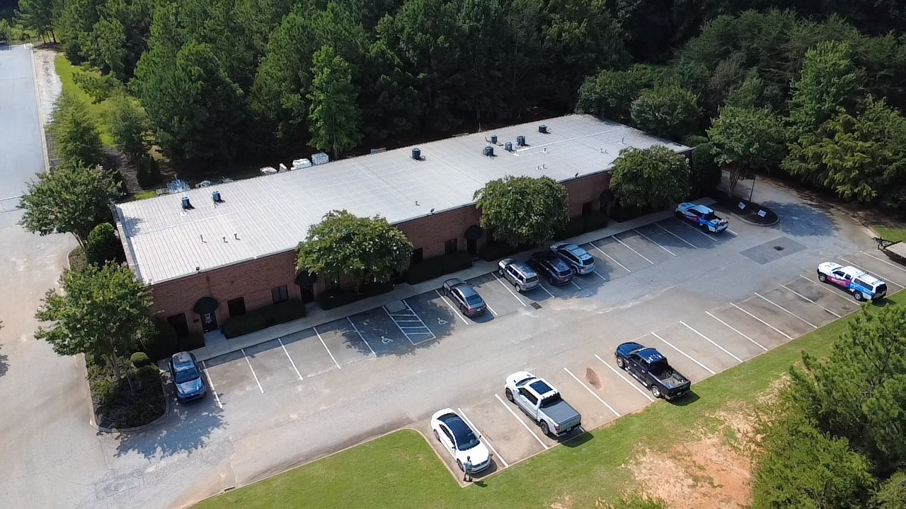 222 Ladean Ct, Simpsonville, SC for lease Building Photo- Image 1 of 2